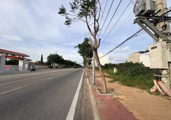 Đất biển mặt tiền đường Yên Ninh Phan Rang 100,8m² giá 7,8 tỷ - Cơ hội đầu tư vàng!