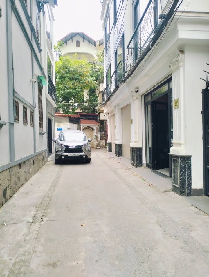 Nhà phố Ngọc Thụy Long Biên 42m² giá thỏa thuận - Ô tô vào tận nhà!