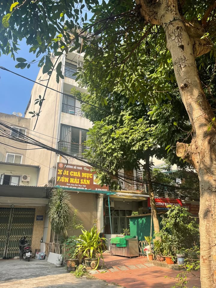 Nhà mặt phố Vạn Hạnh, Việt Hưng - Cho thuê tầng 1, giá thỏa thuận!