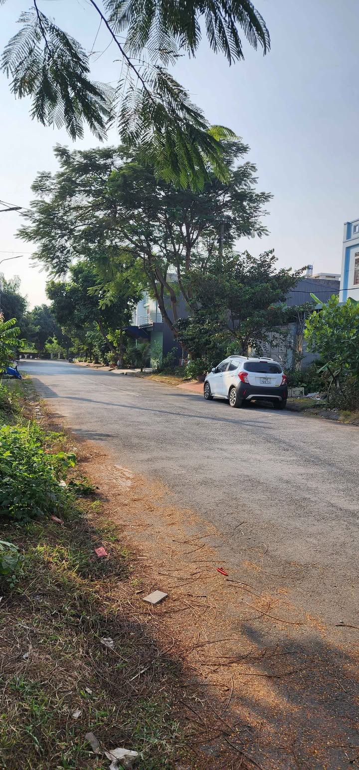 Lô đất đẹp tại Chung cư Hoàng Mai, Đồng Thái, An Dương 100m² giá 3,99 tỷ - Pháp lý minh bạch!