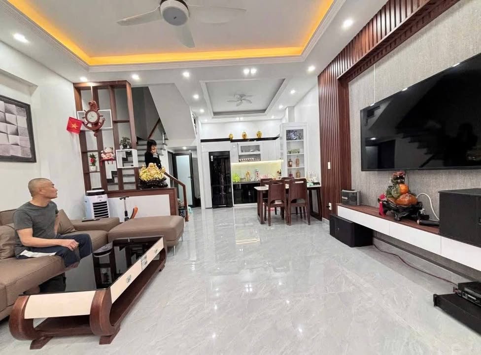 Nhà 5 tầng Dương Nội 31m² giá 5.1 tỷ - Giảm ngay 300 triệu trong tháng 12!