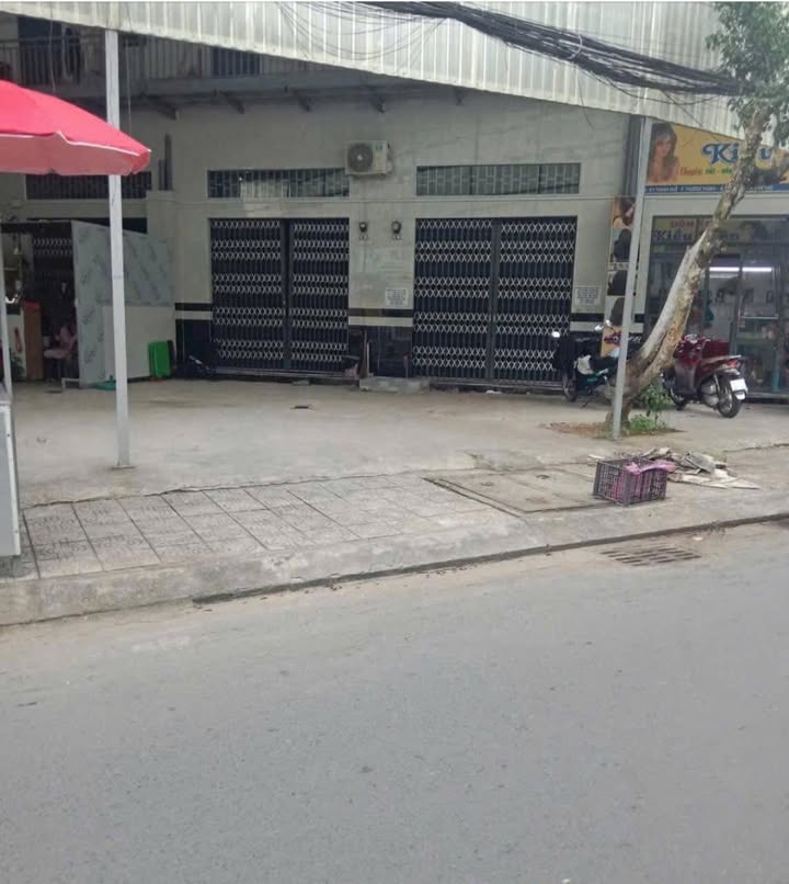 Mặt bằng vỉa hè đường Trần Vĩnh Khiết, Cần Thơ - Cho thuê 1.5 triệu/tháng, Thích hợp bán đồ ăn