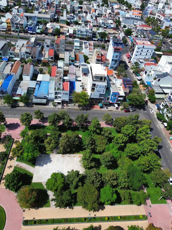 Đất nền KDC Hùng Vương, Phan Thiết 300m² giá 5 tỷ - Cơ hội đầu tư tuyệt vời!