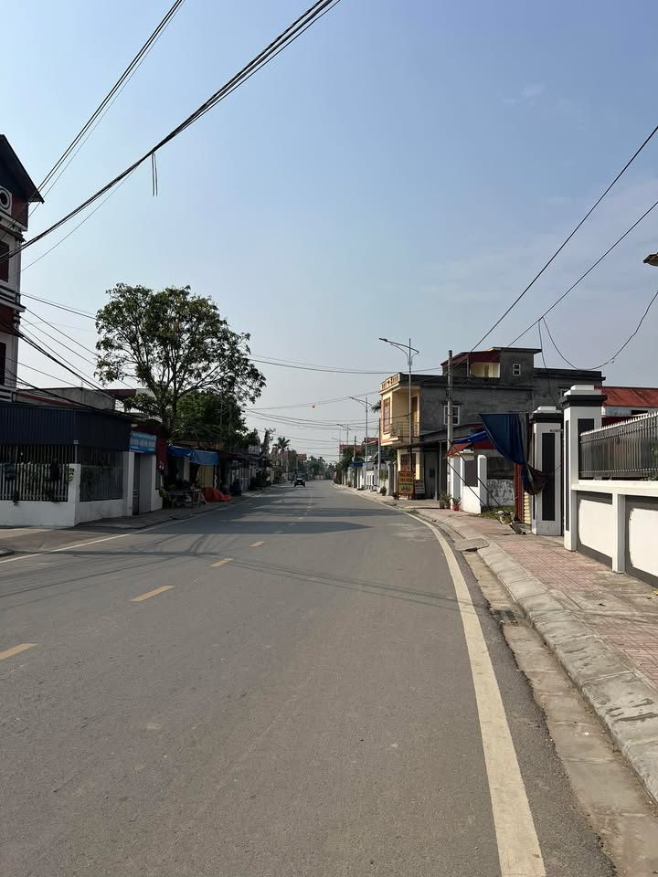 Đất Bạch Đằng Tiên Lãng 200m² giá 1 tỷ - Ô tô vào tận cửa!