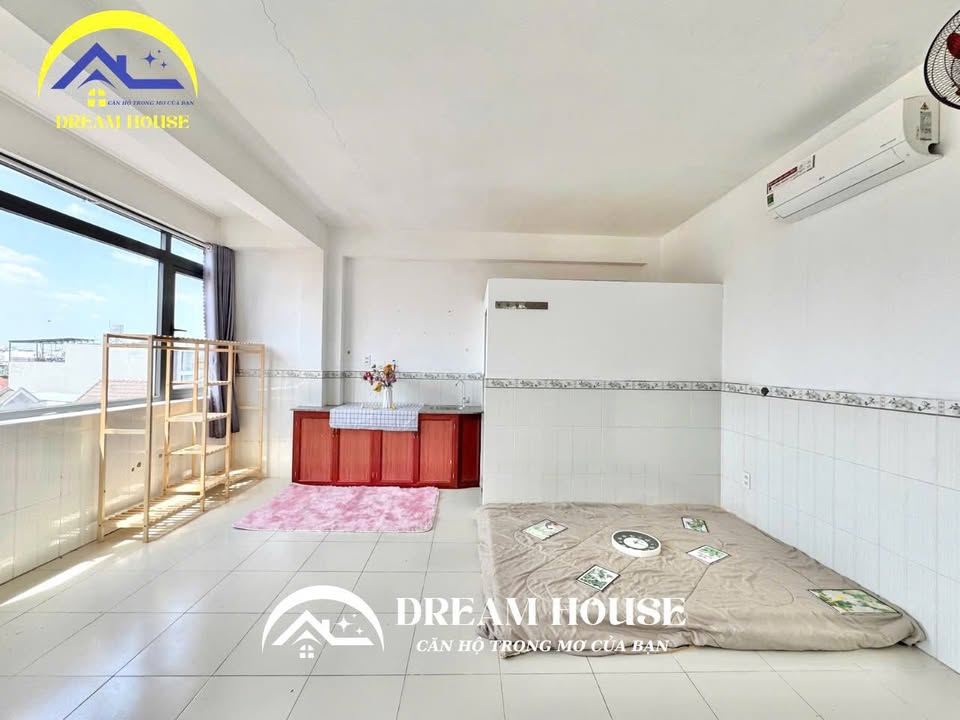 Phòng cho thuê tại Nguyễn Hữu Dật, Tân Phú 4.5 triệu - View kính xinh yêu, đầy đủ nội thất!