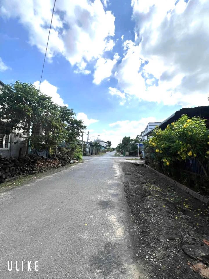 Đất nền Ninh Lộc Tây Ninh 171m² giá 1.5 tỷ - Mặt tiền đường nhựa thuận lợi!