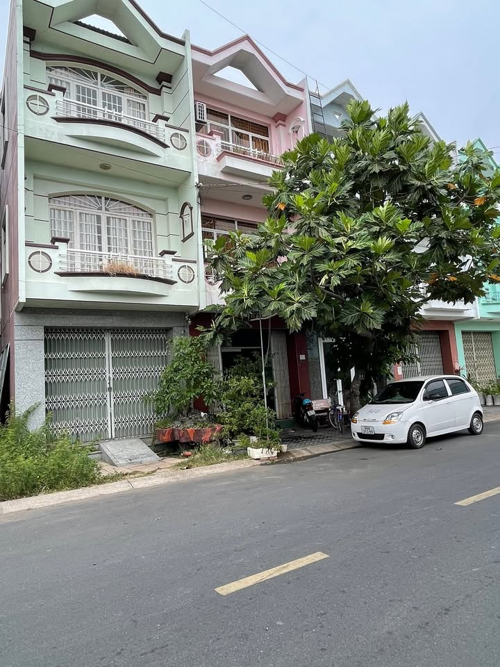 Nhà góc hẻm Lưu Văn Lang, Mỹ Trà, 84m² giá 2 tỷ - Cho thuê 10 triệu/tháng!