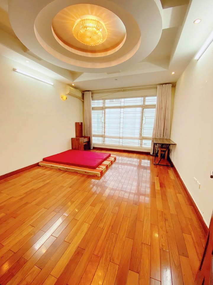 Phòng cho thuê tại ngõ 79 Cầu Giấy 20m² chỉ 2.3 triệu - Không chung chủ, vào ở ngay!