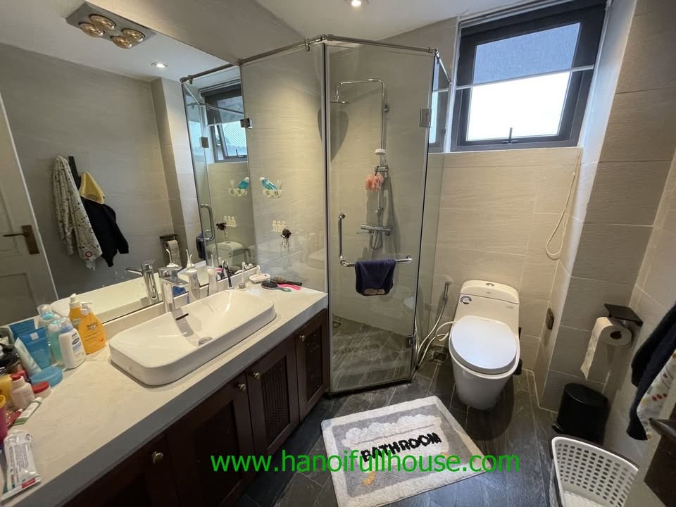 Nhà sân vườn 130m² tại Tây Hồ - Thiết kế hiện đại, đầy ánh sáng!