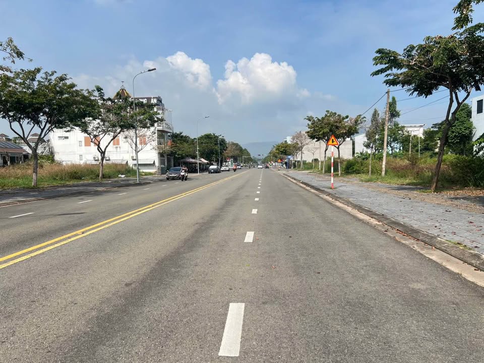 Bán đất mặt tiền Hoàng Hoa Thám, Phường Long Tâm, 97m² giá 3.8 tỷ - Đầu tư sinh lời ngay!