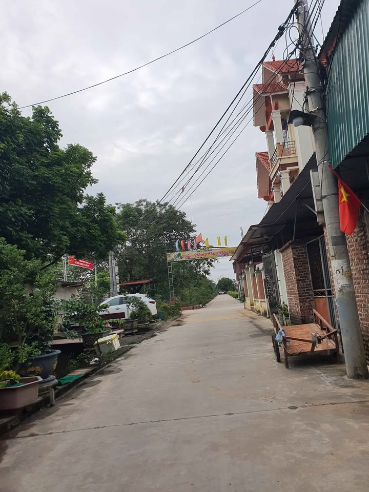 Đất đẹp Yên Trung, Yên Phong 80m² giá 2 tỷ - Đường rộng, gần KCN Samsung!