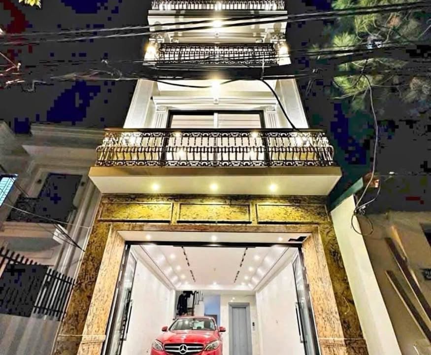 Nhà Ngọc Khánh Ba Đình 40m² giá thỏa thuận - Lô đẹp hiếm có, thang máy trong nhà!