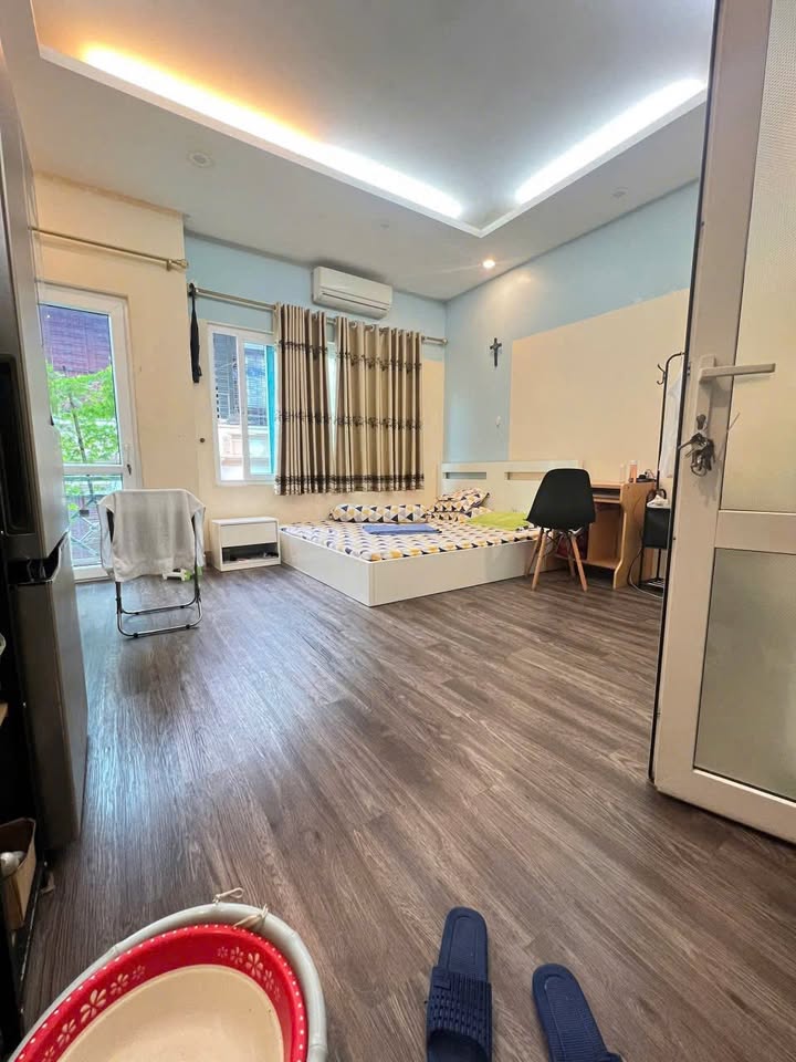 Cho thuê studio 30m² tại Ngọc Lâm, Long Biên chỉ 4.6 triệu - Nội thất đầy đủ!