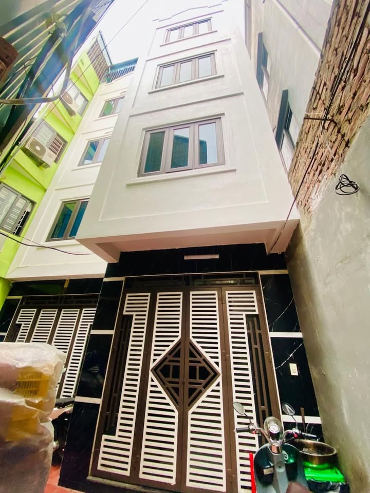 Nhà 5 tầng mới tinh Phú Lương, Hà Đông 35m² giá 5.85 tỷ - Sẵn sàng vào ở ngay!