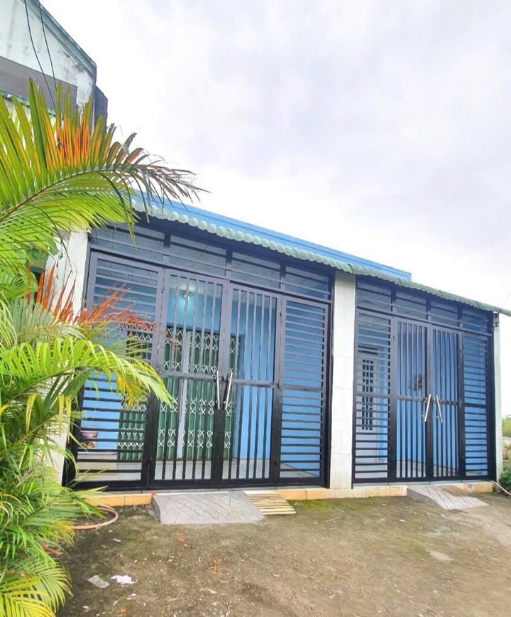 Nhà đẹp Hòa Khánh Nam 100m² giá chỉ 900 triệu - Cơ hội vàng cho gia đình bạn!