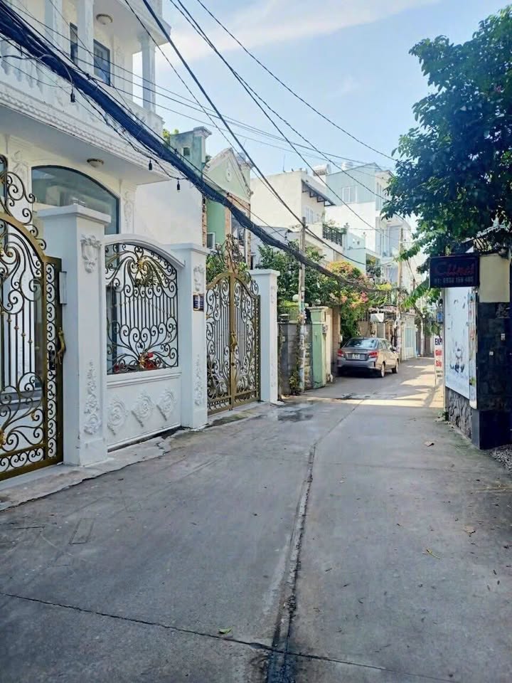 Căn hộ dịch vụ 685/66/18 Xô Viết Nghệ Tĩnh 255m² giá 40 tỷ - Đầy đủ nội thất, hẻm thông thoáng!