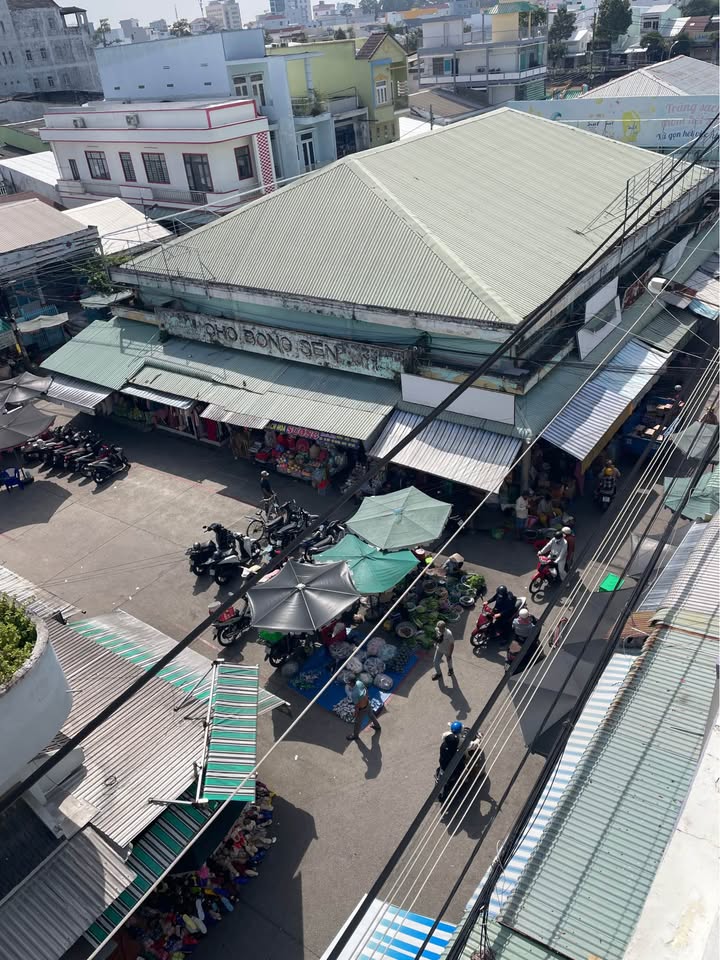 Bán nhà mặt tiền Chợ Bông Sen Sóc Trăng 500m² - Vị trí kinh doanh sầm uất!