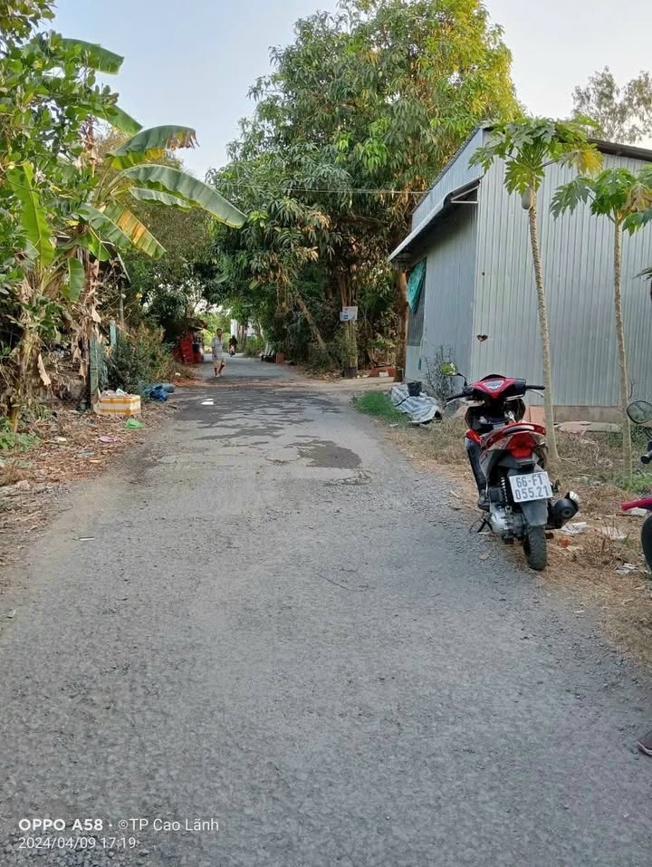 Đất nền mặt tiền đường Dương Thị Mỹ, 324m² giá 2.5 tỷ - Cơ hội đầu tư hấp dẫn!