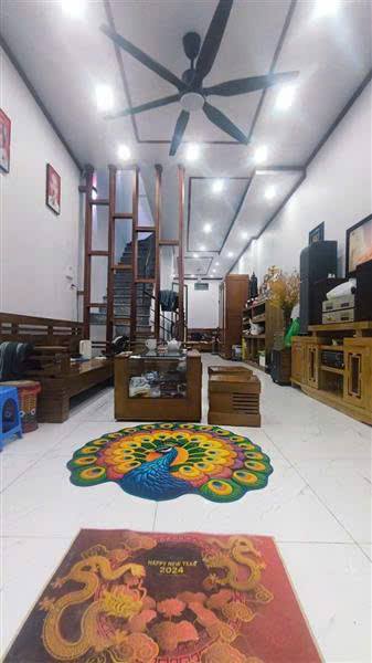 Nhà 3 tầng Ngọc Thụy 48m² giá 8.15 tỷ - Vị trí đắc địa, pháp lý rõ ràng!