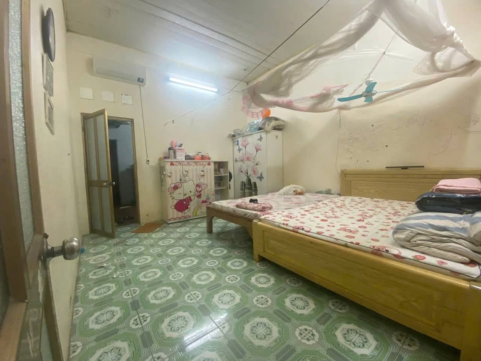 Nhà cấp 4 tại Khu 3 Đại Phúc 72m² - Vị trí trung tâm, ô tô đỗ cửa!