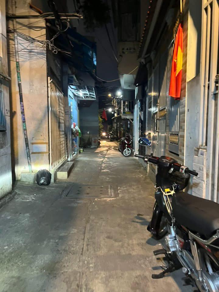 Nhà phố Nguyễn Văn Luông, Quận 6, 115m² giá 6 tỷ - Tiện xây mới!