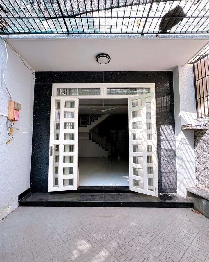 Nhà phố Hoàng Hoa Thám, Phú Nhuận 80m² giá 9.55 tỷ - Đầu tư cho thuê ngay!