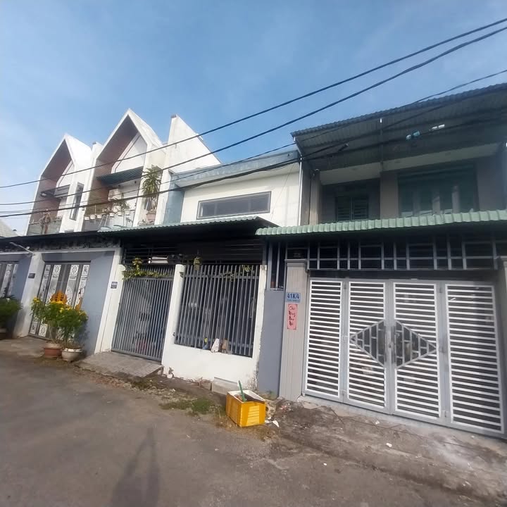 Nhà góc 2 mặt tiền Tân Hạnh, Vĩnh Long 64m² giá 1.5 tỷ - Sẵn sàng vào ở!