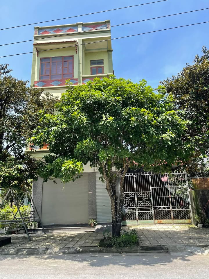 Đất liền kề Khu tái định cư Liêm Chính 77m² giá 15 tỷ - Nhà 3 tầng mới hiện đại!