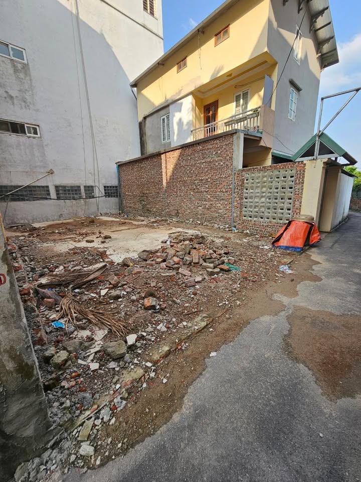 Bán đất Âu Cơ, Tây Hồ 69m² giá 10.5 tỷ - Ô tô đỗ sát cửa, vị trí đắc địa!