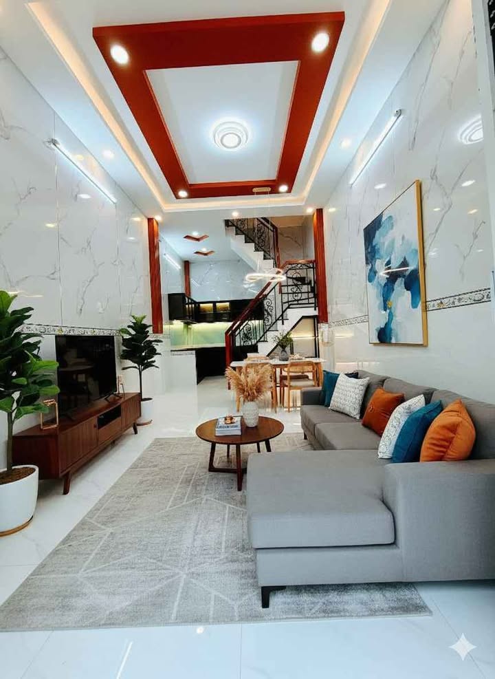 Nhà phố mới xây đường Âu Dương Lân quận 8 - Diện tích 31m², giá thỏa thuận!