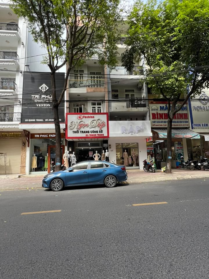 Bán nhà mặt tiền kinh doanh Quang Trung Buôn Ma Thuột 44m² giá 25 tỷ - Tiềm năng sinh lời cao!