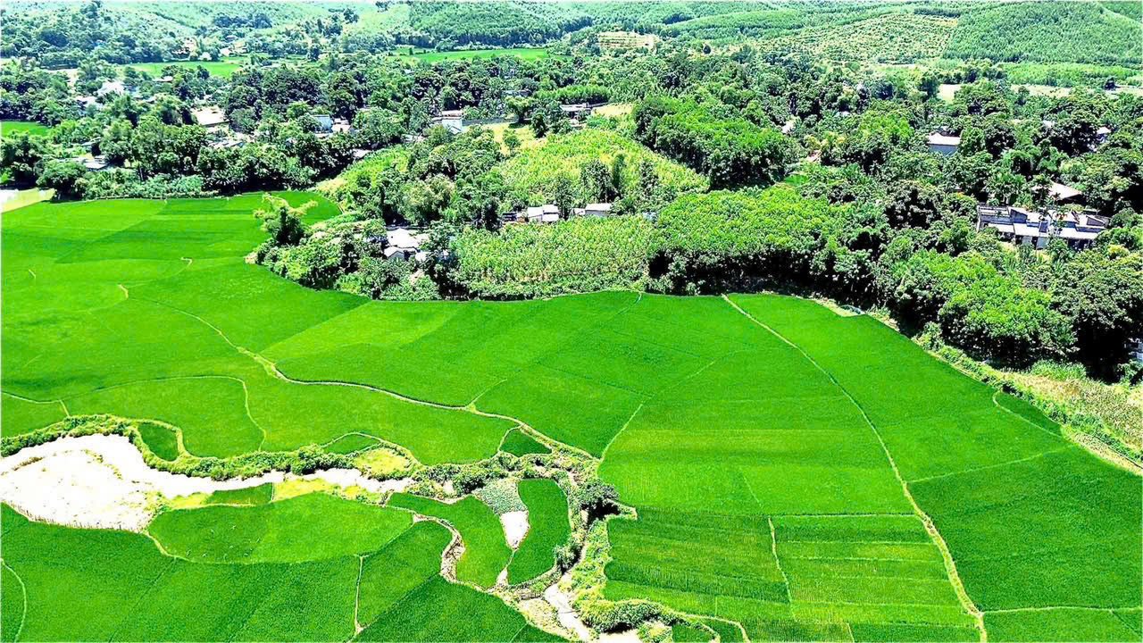 Đất nền Kim Bôi Hòa Bình 1800m² giá 1 tỷ - Lô góc 2 mặt tiền, view đẹp!