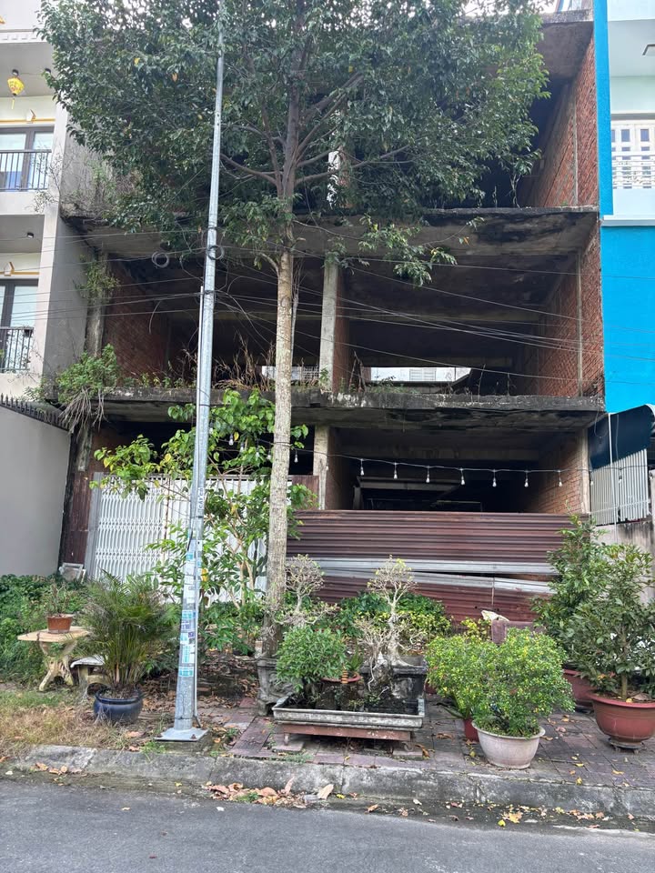 Nhà phố KDC 586 Cần Thơ 100m² giá 2 tỷ - Sổ đỏ chính chủ, sẵn sàng giao dịch!