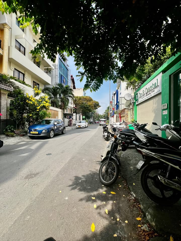 FrontHouse Phú Nhuận 50m² giá 16 tỷ - Mặt tiền đường Hoa, đầu tư sinh lời!