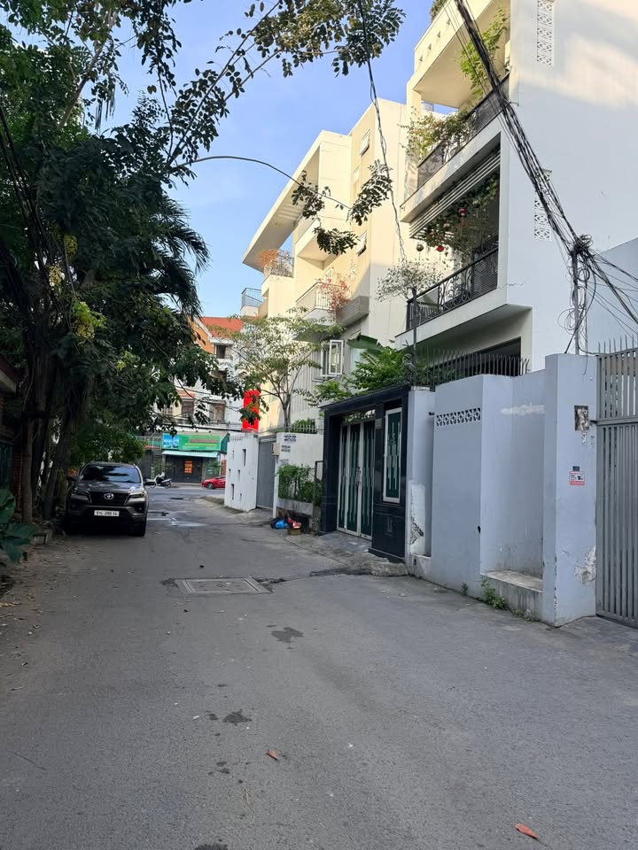 Biệt thự Villa Kiều Đàm, Quận 7, 200m² giá 65 tỷ - Không gian sống đẳng cấp!