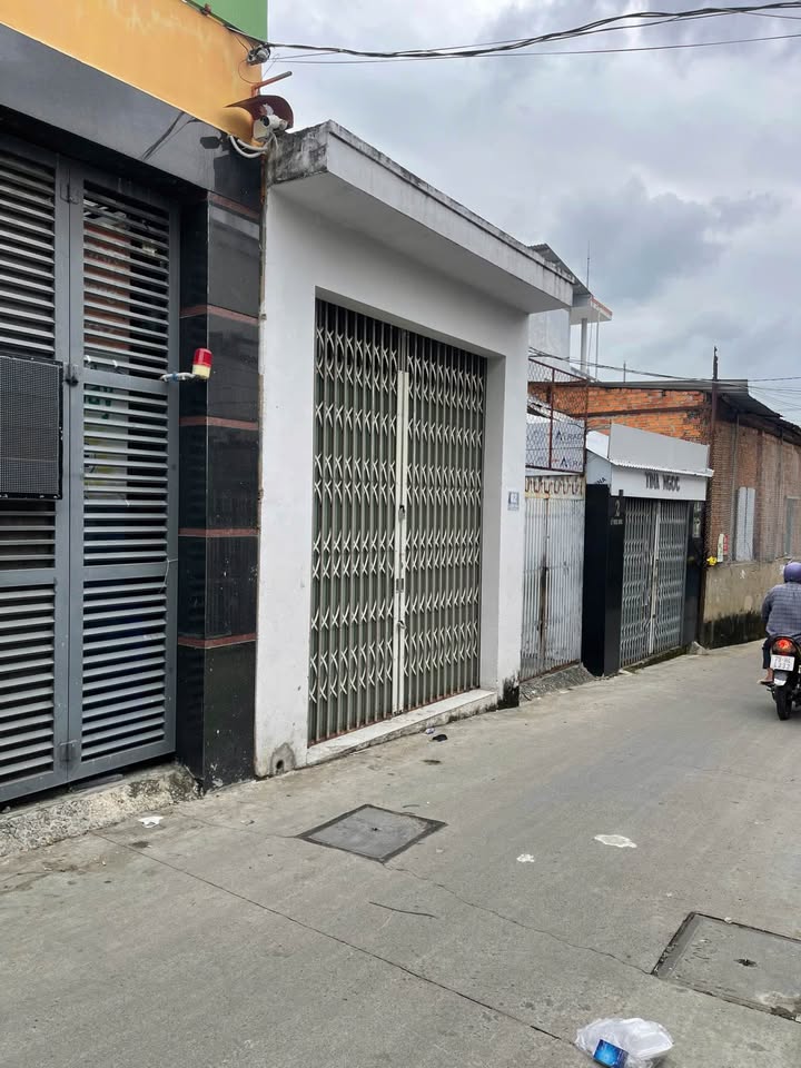 Cho thuê mặt bằng mặt tiền Lý Phục Man 20m² giá 3 triệu - Không chung chủ, riêng tư và thuận lợi!