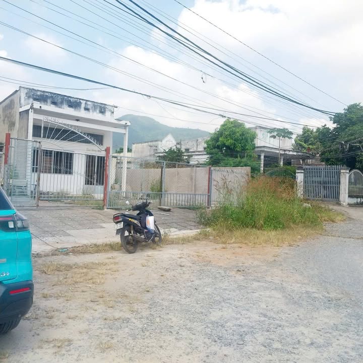 Đất góc 2 mặt tiền đường Lê Trọng Tấn, TP Bà Rịa 530m² giá 5.5 tỷ - Cơ hội đầu tư tuyệt vời!