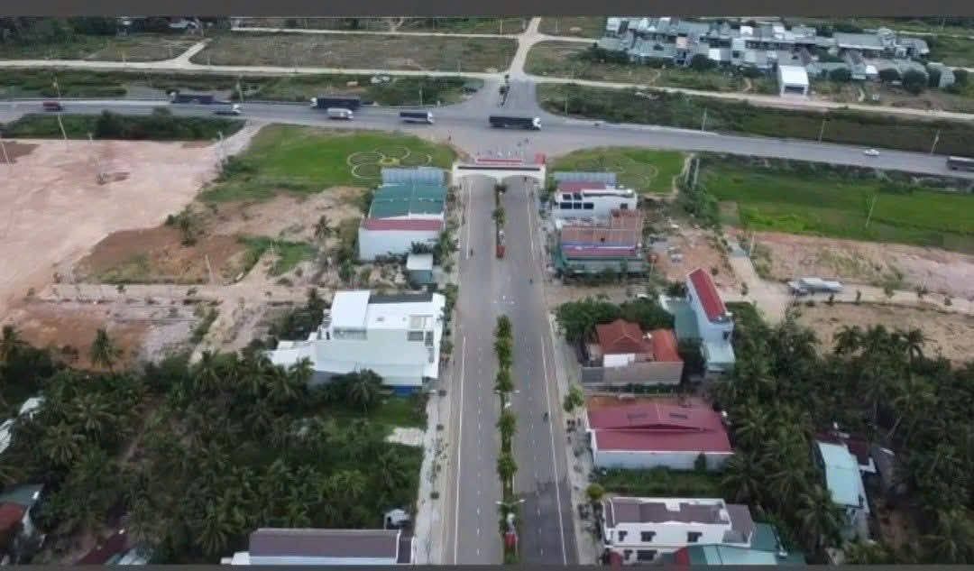 Đất nền Bồng Sơn, Hoài Nhơn 100m² giá 1.7 tỷ - Đầu tư sinh lời ngay!