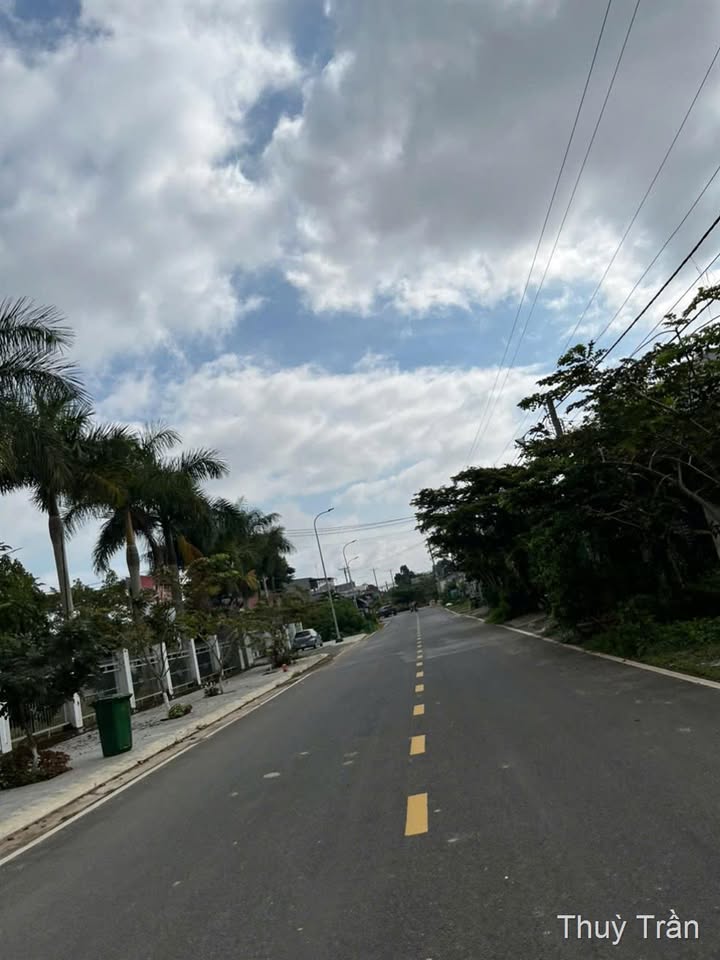 Nhà mặt tiền Trần Hưng Đạo Thạnh Mỹ 115m² giá 2.55 tỷ - Cơ hội vàng cho đầu tư!