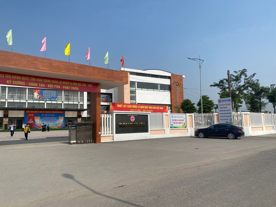 Đất thổ cư Tiên Dương - Đông Anh 100m² giá 7.5 tỷ - Mặt tiền rộng, vị trí đắc địa!