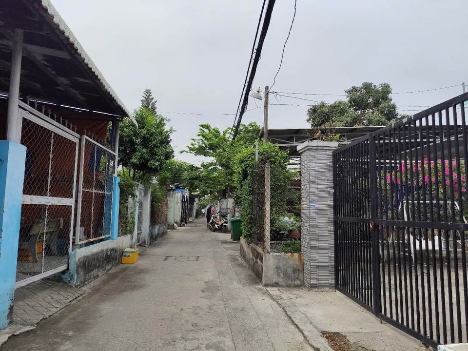 Dãy trọ 4 phòng Bà Điểm 84m² giá 4.2 tỷ - Đầu tư sinh lời ngay!