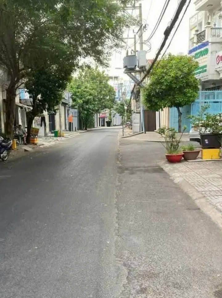 Đất Gò Vấp 197.6m² giá 21.5 tỷ - Mặt tiền đường số 18, ô tô vào tận nơi!