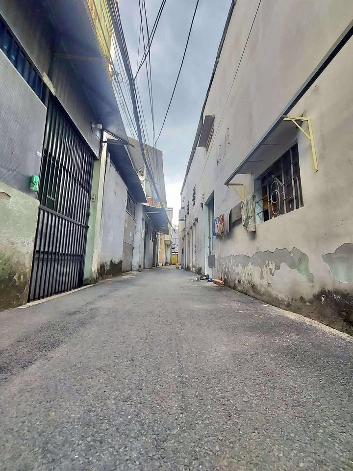 Nhà C4 94m² Trung Mỹ Tây, Quận 12 chỉ 3.2 tỷ - Đầu tư sinh lời ngay!