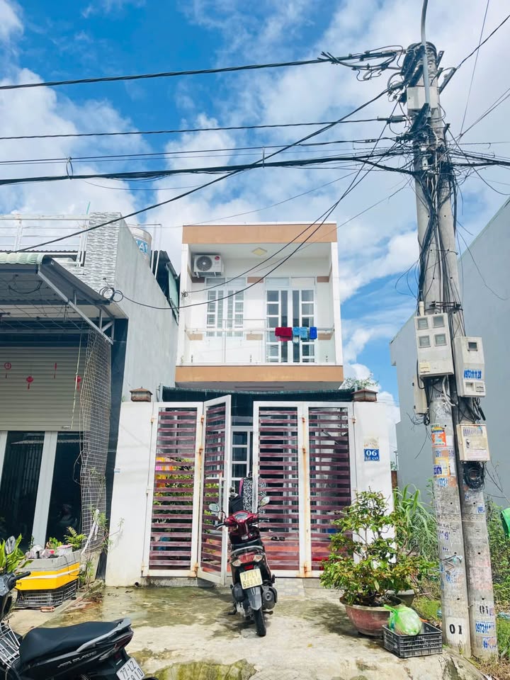 Nhà mặt tiền Lê Cơ - Quy Nhơn 117m² giá 3.35 tỷ - Thiết kế hiện đại, sân đậu ô tô