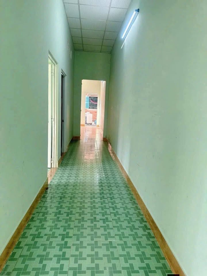 Cho thuê nhà nguyên căn Tương Bình Hiệp Thủ Dầu Một 2PN chỉ 4 triệu/tháng - Nhận nhà ngay!