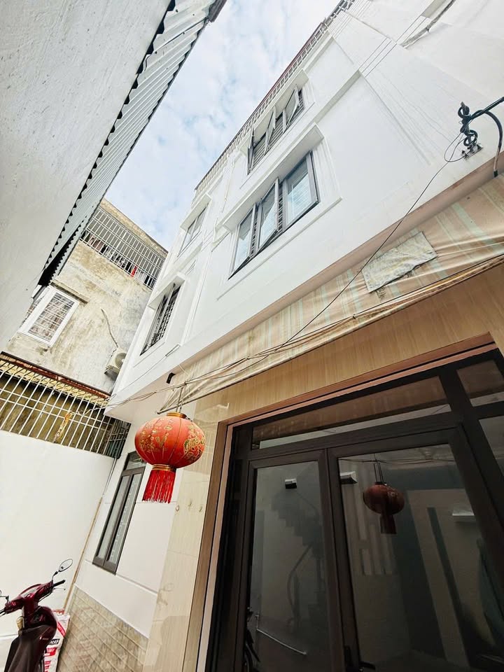 Nhà 4 tầng 143 Tôn Đức Thắng, Hải Phòng 45m² giá 3.39 tỷ - Sẵn sàng vào ở ngay!