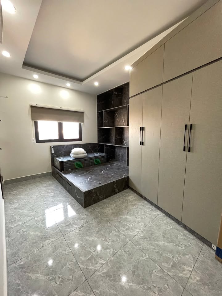 Phòng cho thuê tại ngõ 382 Hồ Tùng Mậu, 20m² - Nội thất đầy đủ, gần các trường đại học!