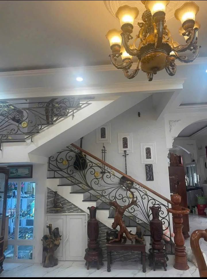 Biệt thự Phú Hài, Phan Thiết 314m² giá 7 tỷ - Thiết kế hiện đại, tiện nghi hoàn hảo!