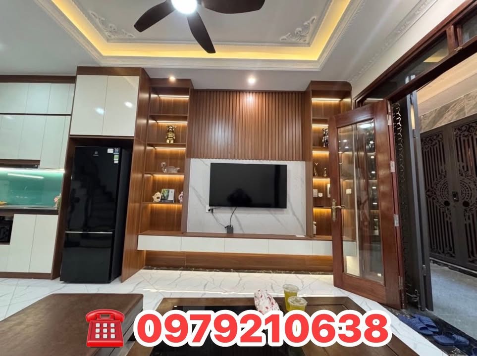 Nhà 5 tầng Yên Sở, Hoàng Mai 35m² giá 6.3 tỷ - Cơ hội vàng gần Gamuda!
