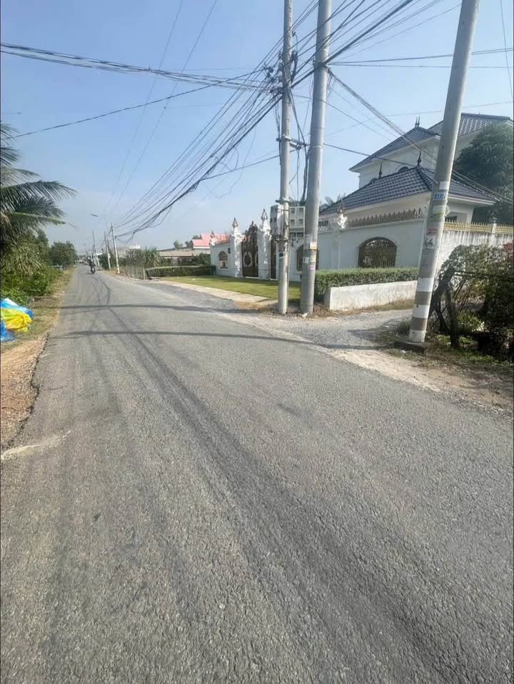 Nhà mặt tiền đường Kênh 6m, xã Phước Lý, 354m² giá 2.6 tỷ - Cơ hội đầu tư tuyệt vời!